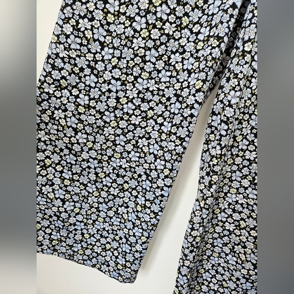 💕2/$25💕H&M Wide Leg floral.pants size 10 - Picture 5 of 7